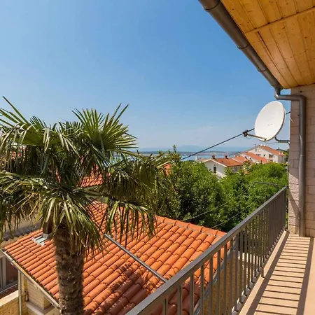 Ferienhaus In Crikvenica 5239