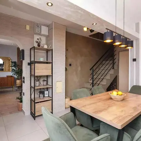 Hébergement de vacances In 5239 *