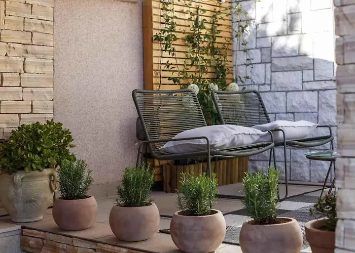 Nyaraló In 5239 *